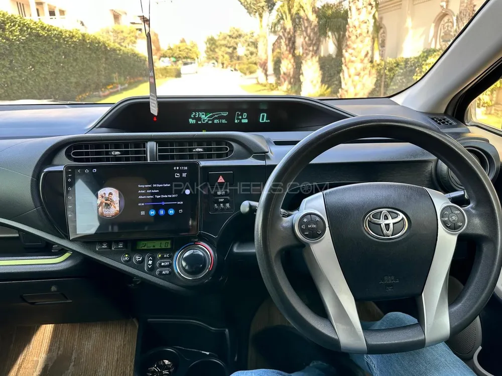 Toyota Aqua 2014 for Sale in Lahore Toyota Aqua 2014 for Sale in Lahore Image-7