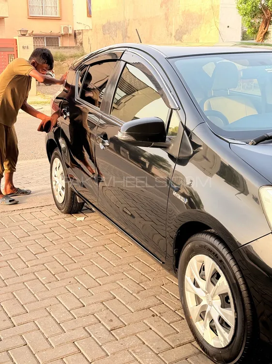 Toyota Aqua 2014 for Sale in Lahore Toyota Aqua 2014 for Sale in Lahore Image-10
