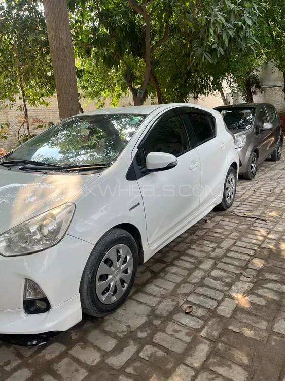 Toyota Aqua 2014 for Sale in Peshawar Toyota Aqua 2014 for Sale in Peshawar Image-5