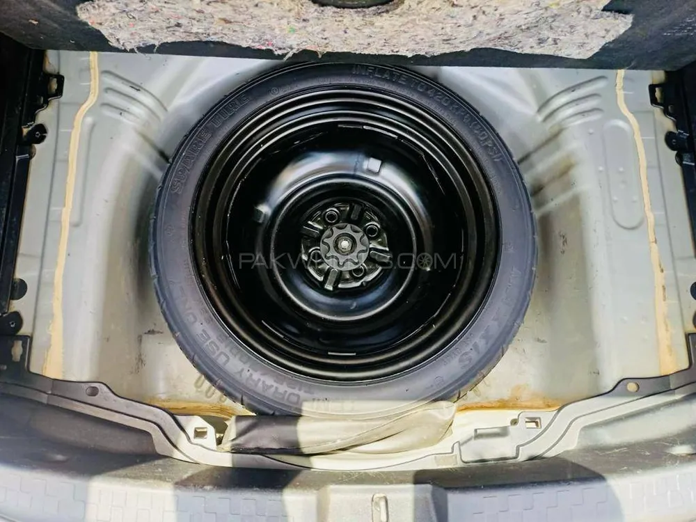 Toyota Aqua 2015 for Sale in Lahore Toyota Aqua 2015 for Sale in Lahore Image-13