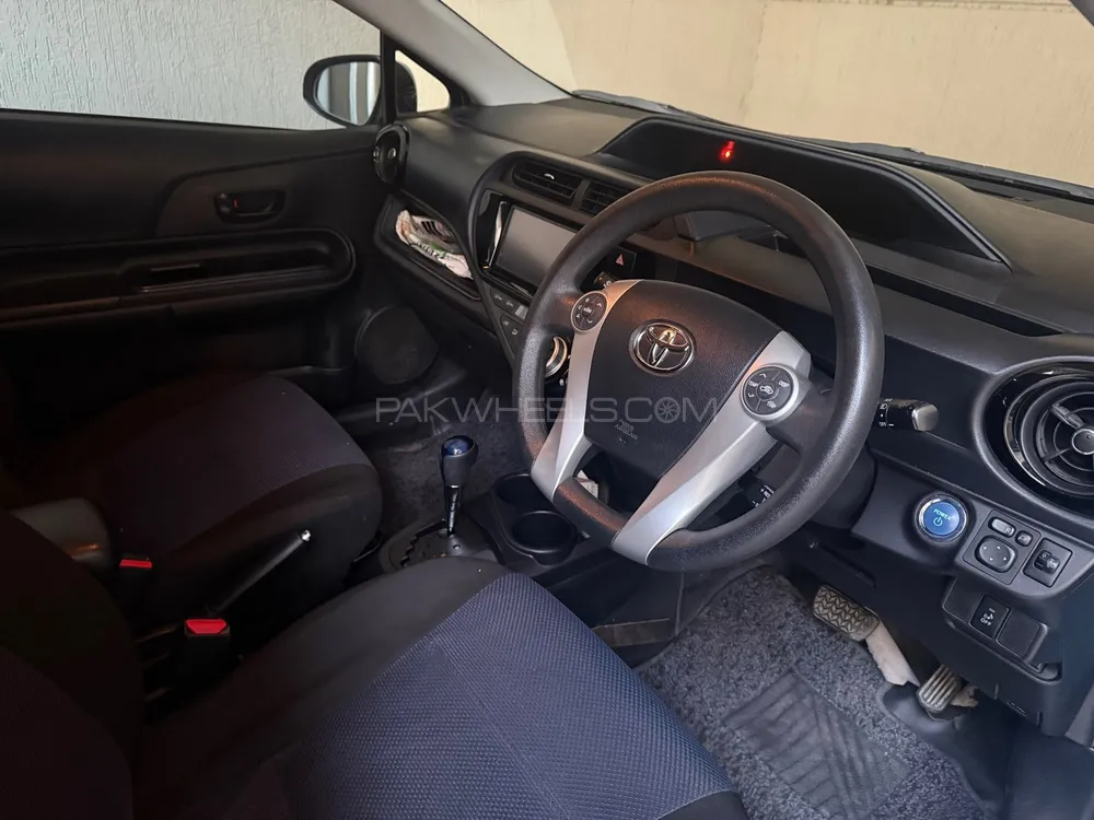 Toyota Aqua 2015 for Sale in Rawalpindi Toyota Aqua 2015 for Sale in Rawalpindi Image-6