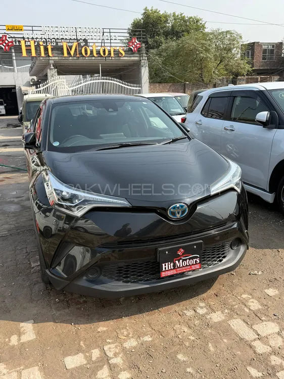 Toyota C-HR 2019 for Sale in Gujranwala Image-1