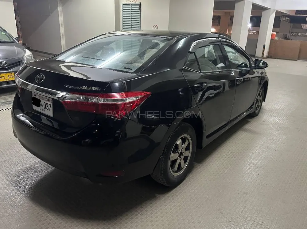 Toyota Corolla 2016 for Sale in Karachi Toyota Corolla 2016 for Sale in Karachi Image-2