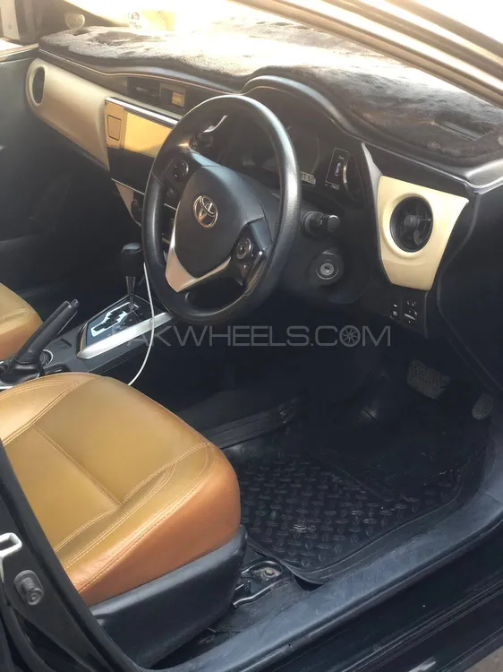 Toyota Corolla 2018 for Sale in Mandi bahauddin Toyota Corolla 2018 for Sale in Mandi bahauddin Image-2