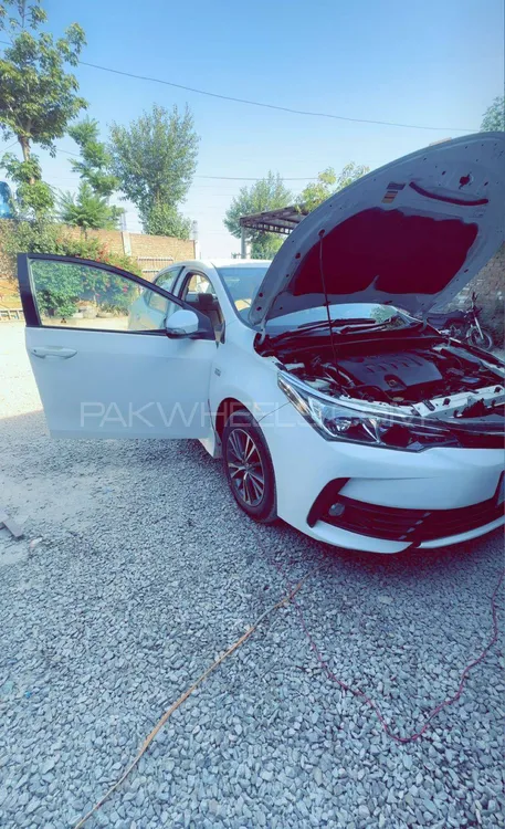 Toyota Corolla 2020 for Sale in Peshawar Toyota Corolla 2020 for Sale in Peshawar Image-4