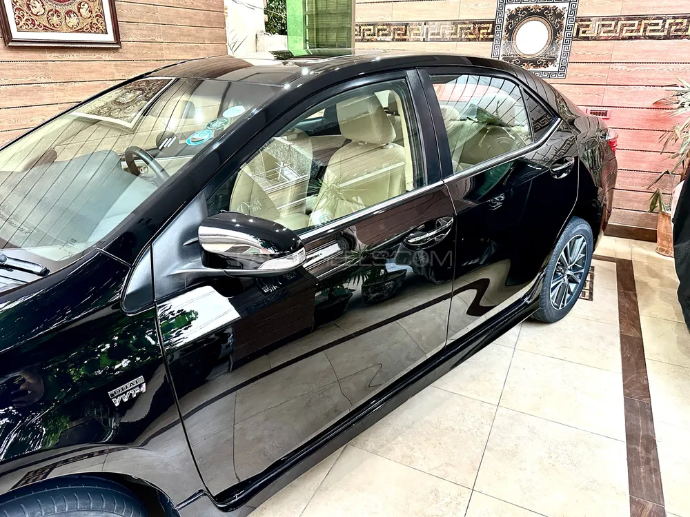 Toyota Corolla 2018 for Sale in Lahore Toyota Corolla 2018 for Sale in Lahore Image-6