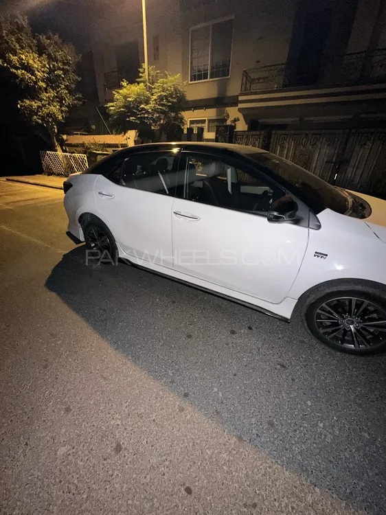 Toyota Corolla 2018 for Sale in Lahore Toyota Corolla 2018 for Sale in Lahore Image-4
