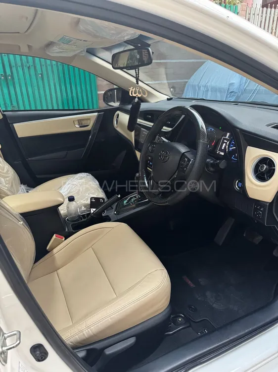 Toyota Corolla 2022 for Sale in Lahore Toyota Corolla 2022 for Sale in Lahore Image-3