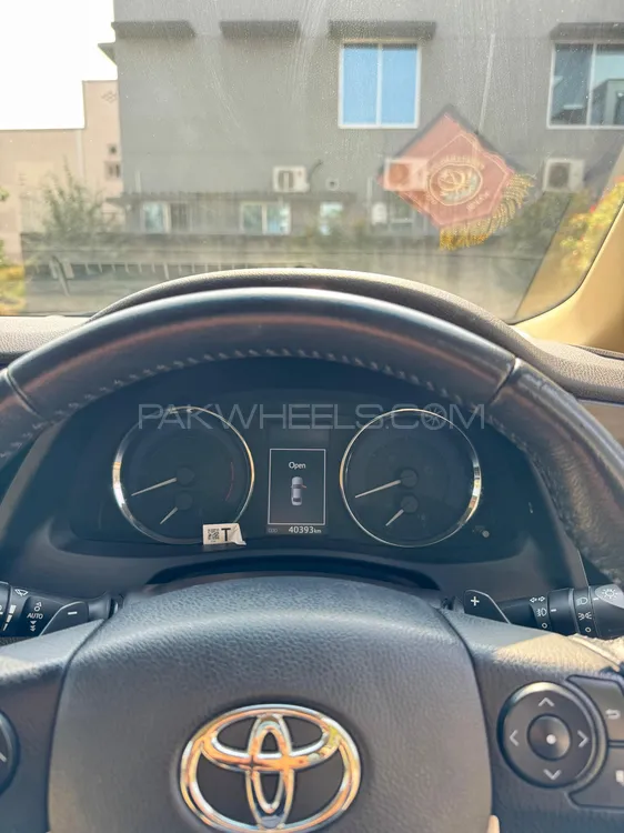 Toyota Corolla 2023 for Sale in Lahore Toyota Corolla 2023 for Sale in Lahore Image-9
