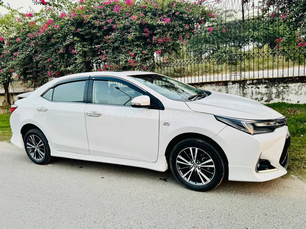 Toyota Corolla 2021 for Sale in Gujranwala Toyota Corolla 2021 for Sale in Gujranwala Image-5