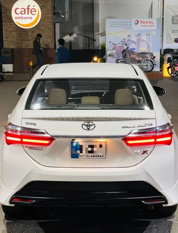 Toyota Corolla 2021 for Sale in Gujranwala Toyota Corolla 2021 for Sale in Gujranwala Image-2