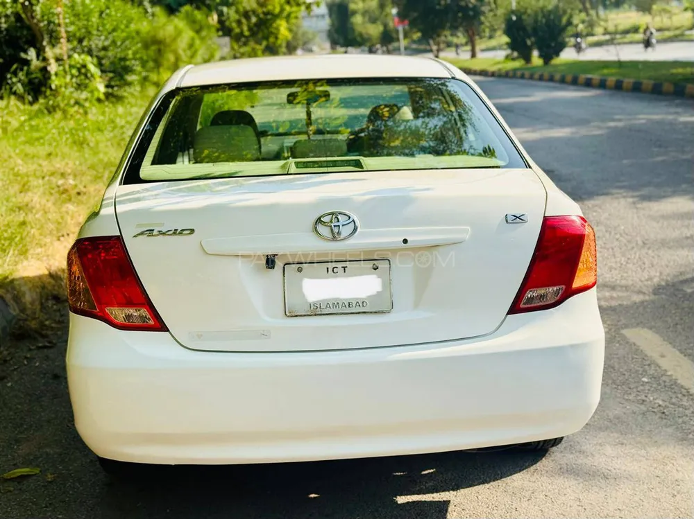 Toyota Corolla Axio 2007 for Sale in Islamabad Toyota Corolla Axio 2007 for Sale in Islamabad Image-4