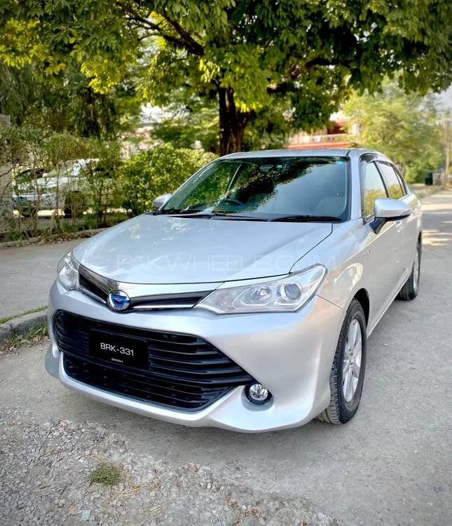 Toyota Corolla Axio 2016 for Sale in Islamabad Toyota Corolla Axio 2016 for Sale in Islamabad Image-3
