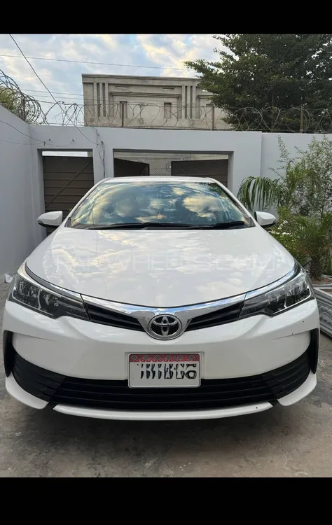 Toyota Corolla 2020 for Sale in Pir mahal Image-1