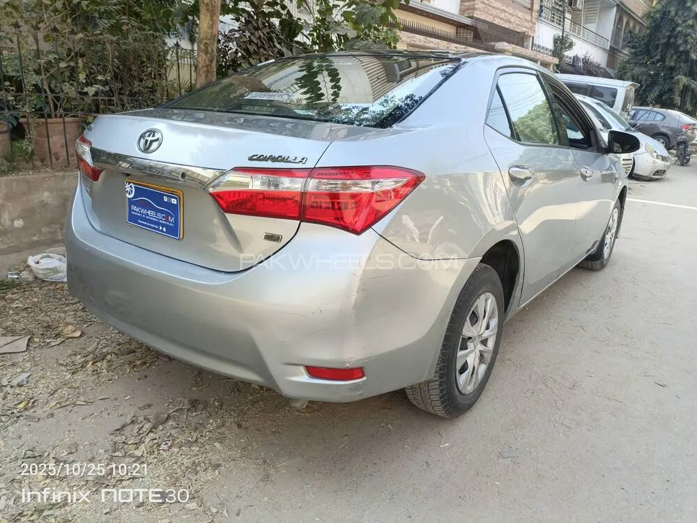 Toyota Corolla 2015 for Sale in Karachi Toyota Corolla 2015 for Sale in Karachi Image-4