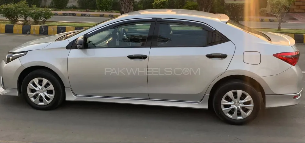 Toyota Corolla 2016 for Sale in Gujranwala Toyota Corolla 2016 for Sale in Gujranwala Image-3