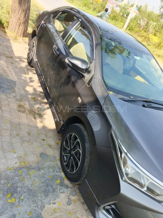 Toyota Corolla 2017 for Sale in Jalalpur Jattan Toyota Corolla 2017 for Sale in Jalalpur Jattan Image-7