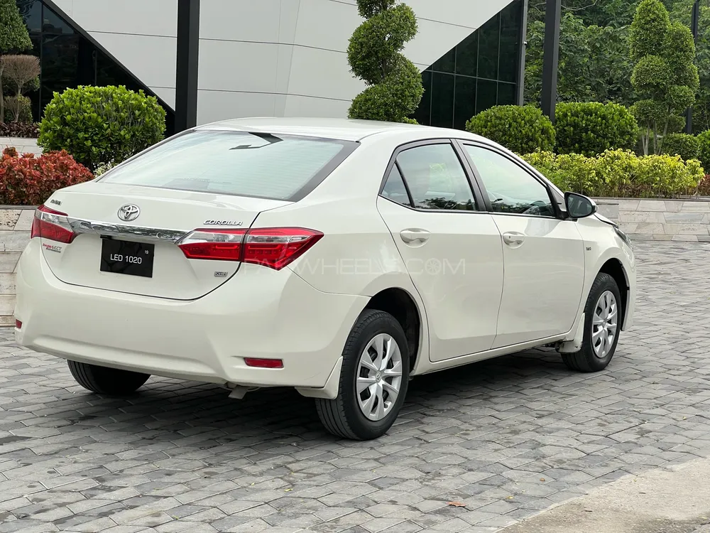 Toyota Corolla 2019 for Sale in Abbottabad Toyota Corolla 2019 for Sale in Abbottabad Image-4