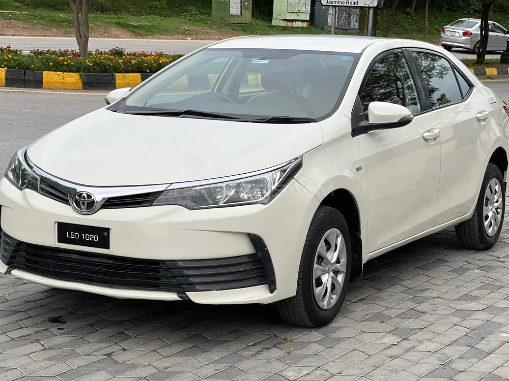Toyota Corolla 2019 for Sale in Abbottabad Toyota Corolla 2019 for Sale in Abbottabad Image-2