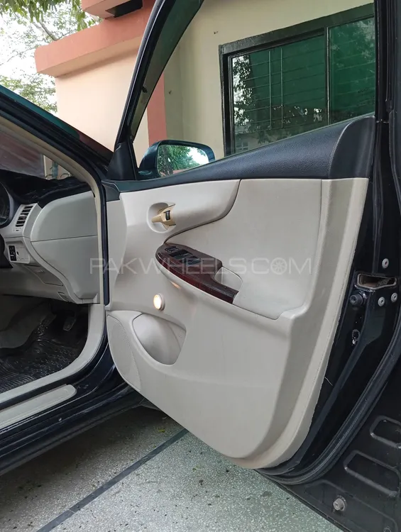 Toyota Corolla 2014 for Sale in Lahore Toyota Corolla 2014 for Sale in Lahore Image-8