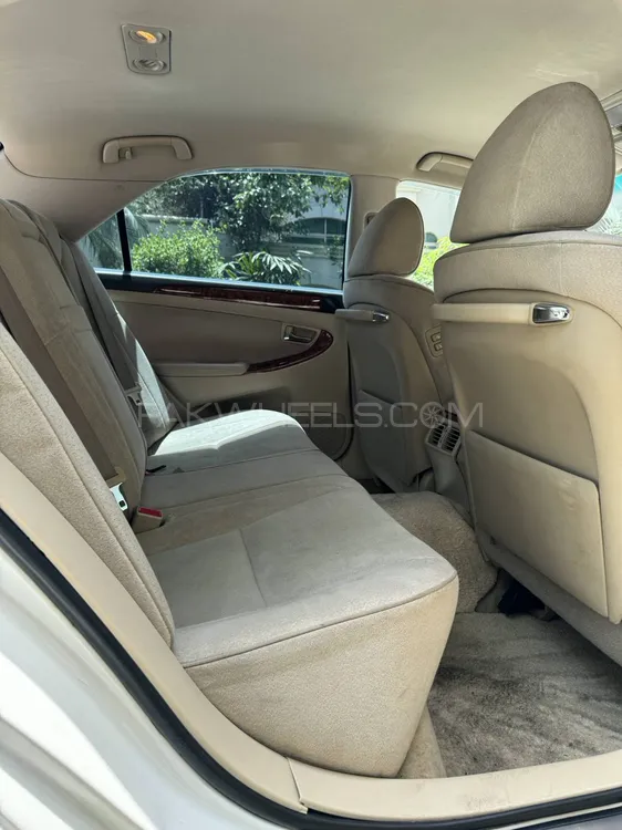Toyota Crown 2004 for Sale in Lahore Toyota Crown 2004 for Sale in Lahore Image-8