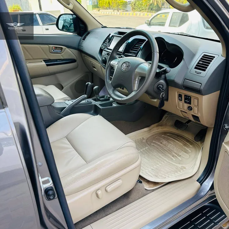 Toyota Fortuner 2014 for Sale in Islamabad Toyota Fortuner 2014 for Sale in Islamabad Image-7