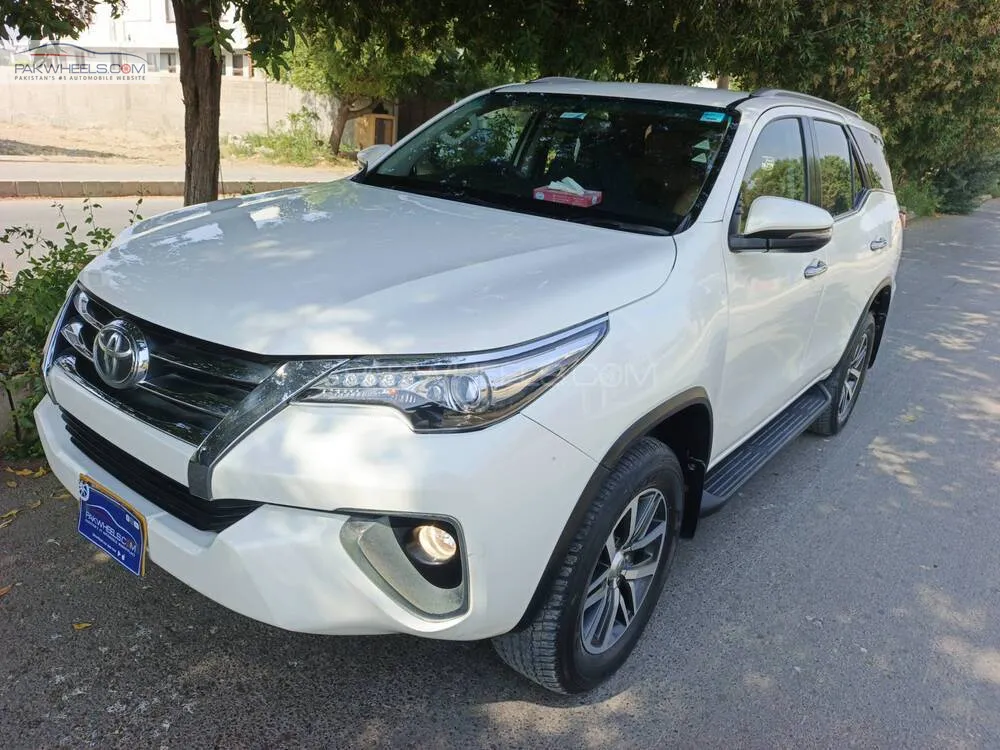 Toyota Fortuner 2017 for Sale in Karachi Toyota Fortuner 2017 for Sale in Karachi Image-3