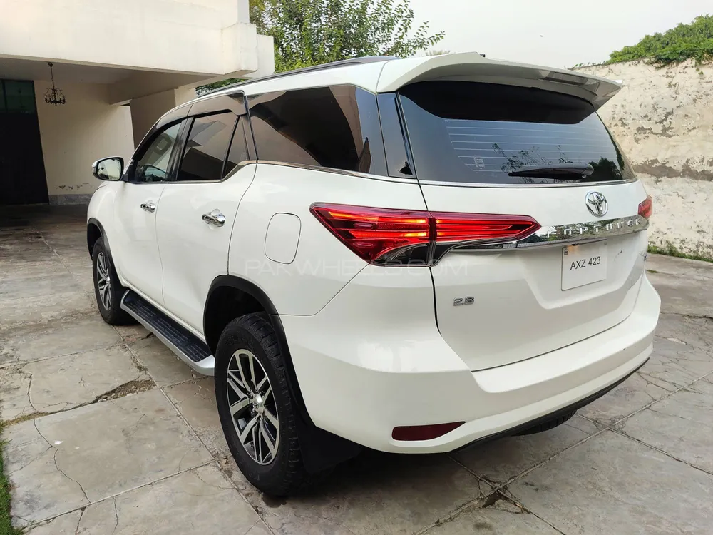 Toyota Fortuner 2018 for Sale in Lahore Toyota Fortuner 2018 for Sale in Lahore Image-8