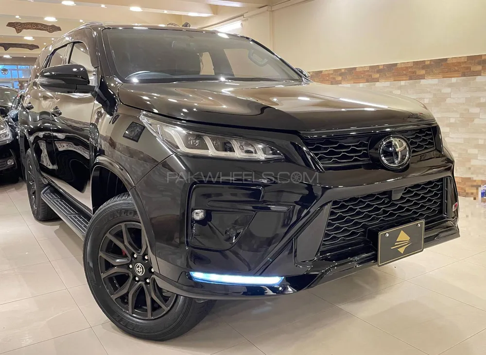 Toyota Fortuner 2023 for Sale in Karachi Toyota Fortuner 2023 for Sale in Karachi Image-7