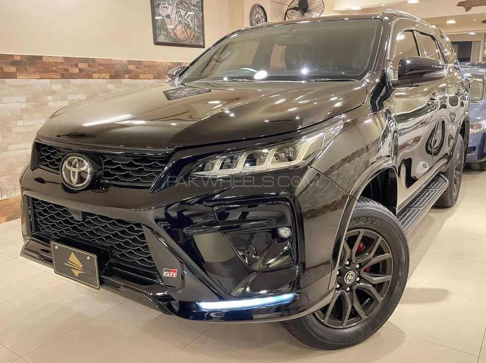 Toyota Fortuner 2023 for Sale in Karachi Toyota Fortuner 2023 for Sale in Karachi Image-6