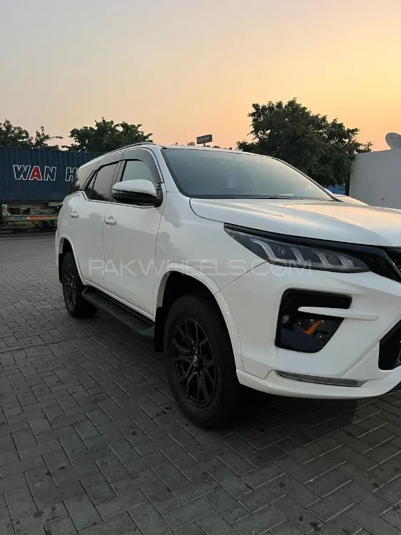 Toyota Fortuner 2024 for Sale in Peshawar Toyota Fortuner 2024 for Sale in Peshawar Image-1