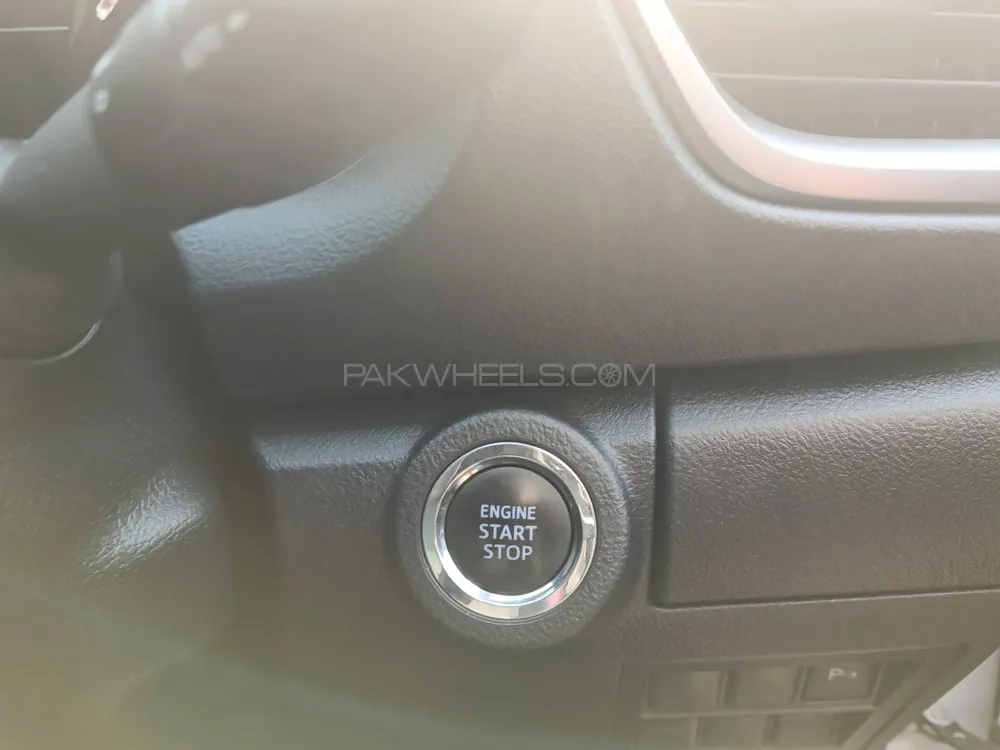Toyota Fortuner 2022 for Sale in Lahore Toyota Fortuner 2022 for Sale in Lahore Image-5