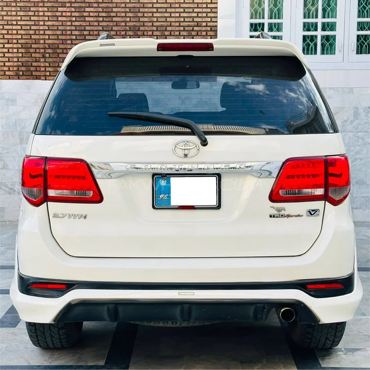 Toyota Fortuner 2015 for Sale in Sialkot Toyota Fortuner 2015 for Sale in Sialkot Image-2