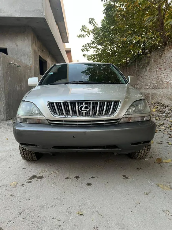 Toyota Harrier 2002 for Sale in Islamabad Toyota Harrier 2002 for Sale in Islamabad Image-3