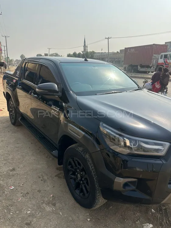 Toyota Hilux 2022 for Sale in Islamabad Toyota Hilux 2022 for Sale in Islamabad Image-3