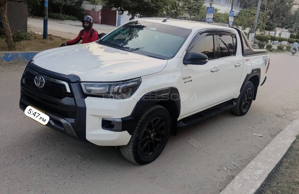 Toyota Hilux 2019 for Sale in Karachi Toyota Hilux 2019 for Sale in Karachi Image-2
