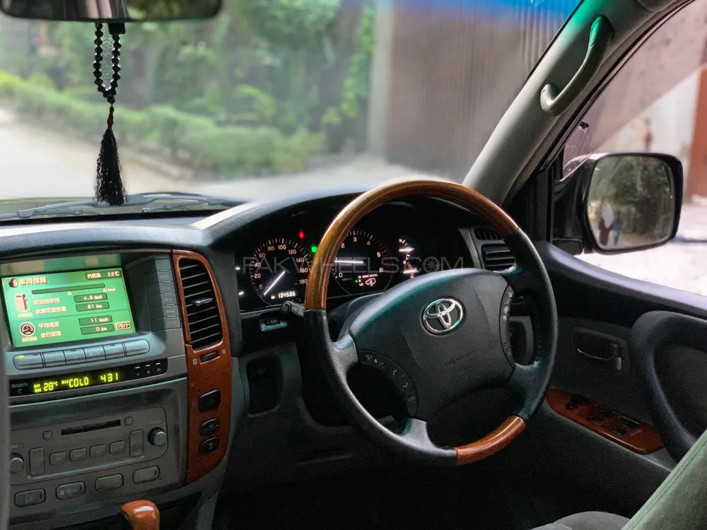 Toyota Land Cruiser 2006 for Sale in Lahore Toyota Land Cruiser 2006 for Sale in Lahore Image-14