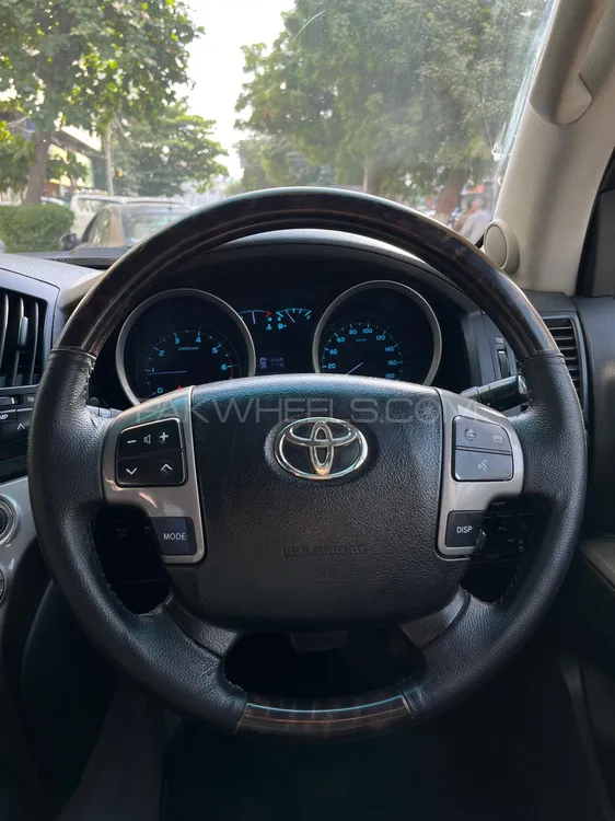 Toyota Land Cruiser 2008 for Sale in Karachi Toyota Land Cruiser 2008 for Sale in Karachi Image-6