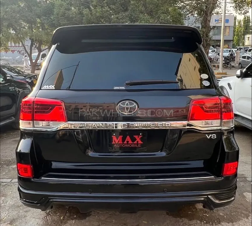 Toyota Land Cruiser 2012 for Sale in Karachi Toyota Land Cruiser 2012 for Sale in Karachi Image-10