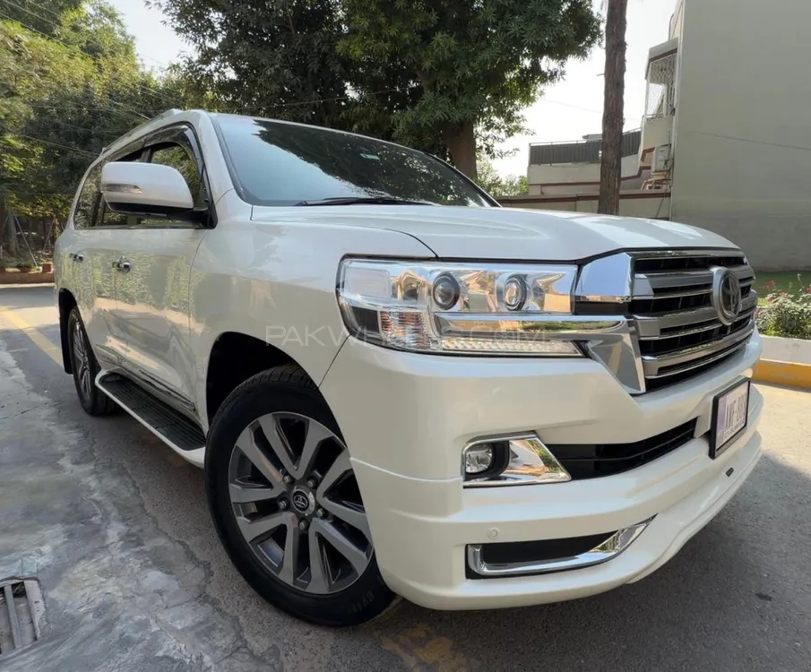 Toyota Land Cruiser 2016 for Sale in Islamabad Toyota Land Cruiser 2016 for Sale in Islamabad Image-2
