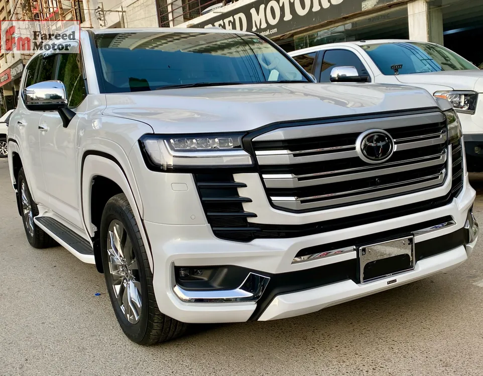 Toyota Land Cruiser 2022 for Sale in Karachi Toyota Land Cruiser 2022 for Sale in Karachi Image-3