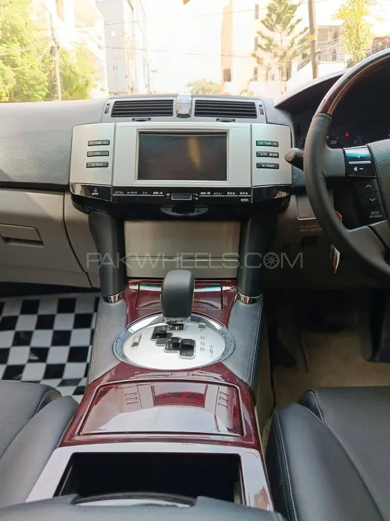 Toyota Mark X 2006 for Sale in Karachi Toyota Mark X 2006 for Sale in Karachi Image-9