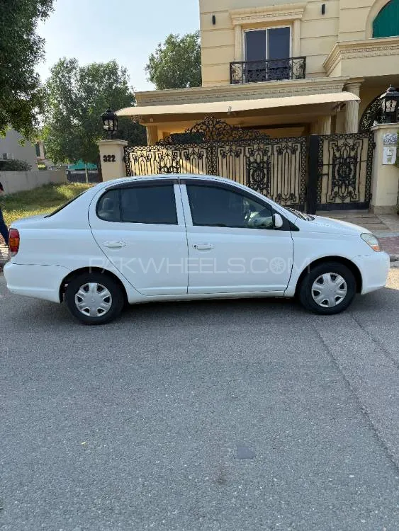 Toyota Platz 2005 for Sale in Lahore Toyota Platz 2005 for Sale in Lahore Image-4