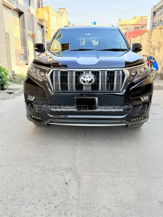 Toyota Prado 2010 for Sale in Islamabad Image-1
