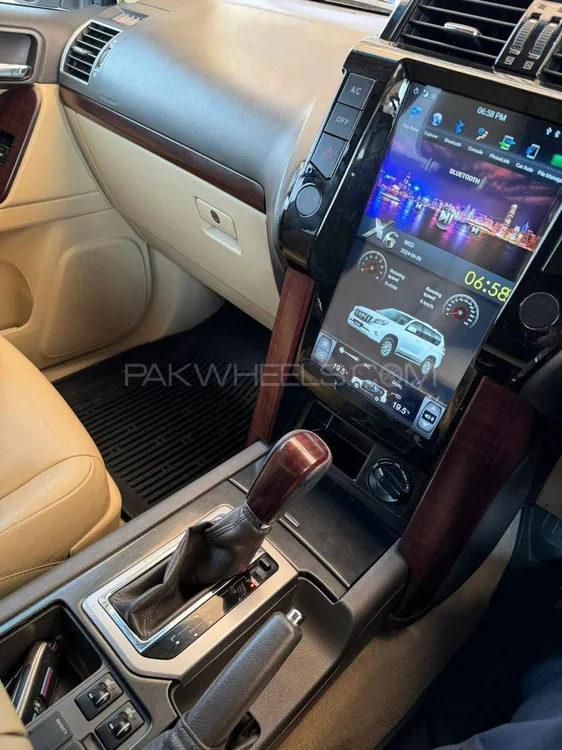 Toyota Prado 2013 for Sale in Multan Toyota Prado 2013 for Sale in Multan Image-15