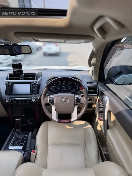 Toyota Prado 2015 for Sale in Lahore Toyota Prado 2015 for Sale in Lahore Image-5