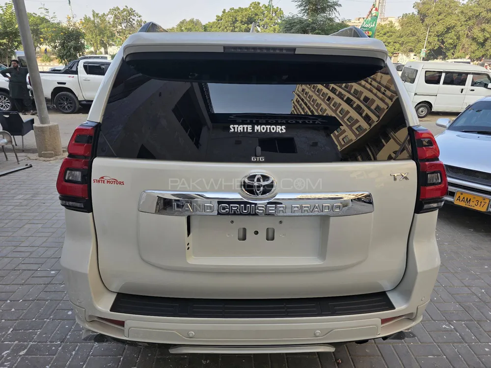 Toyota Prado 2021 for Sale in Karachi Toyota Prado 2021 for Sale in Karachi Image-4