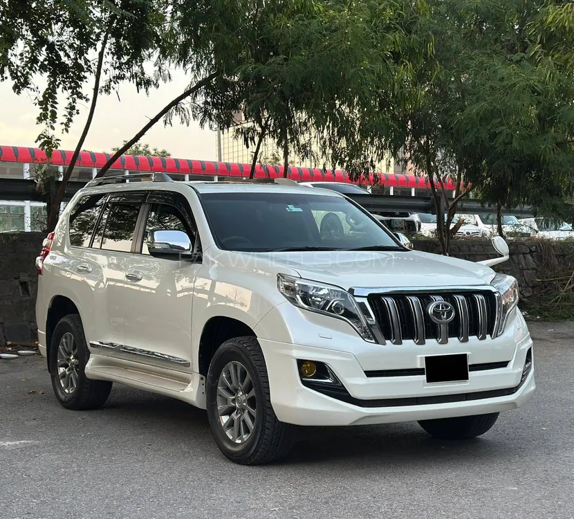 Toyota Prado 2016 for Sale in Jhelum Toyota Prado 2016 for Sale in Jhelum Image-3