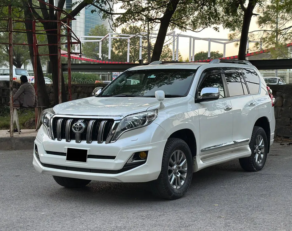 Toyota Prado 2016 for Sale in Jhelum Toyota Prado 2016 for Sale in Jhelum Image-2