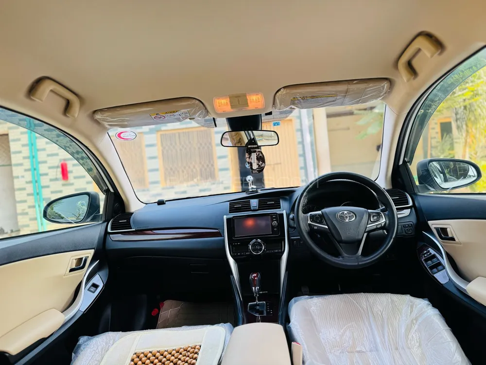 Toyota Premio 2016 for Sale in Peshawar Toyota Premio 2016 for Sale in Peshawar Image-20